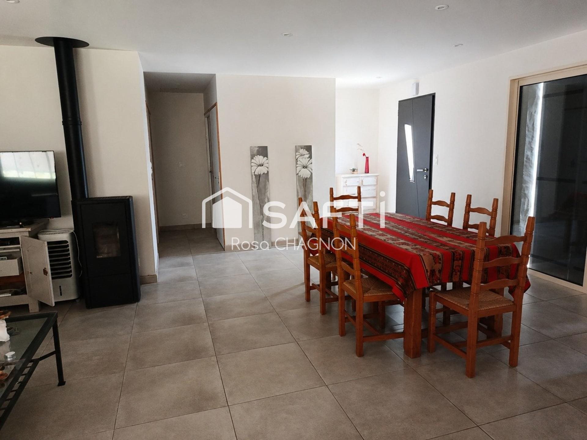 Maison à vendre, 101m², Benet