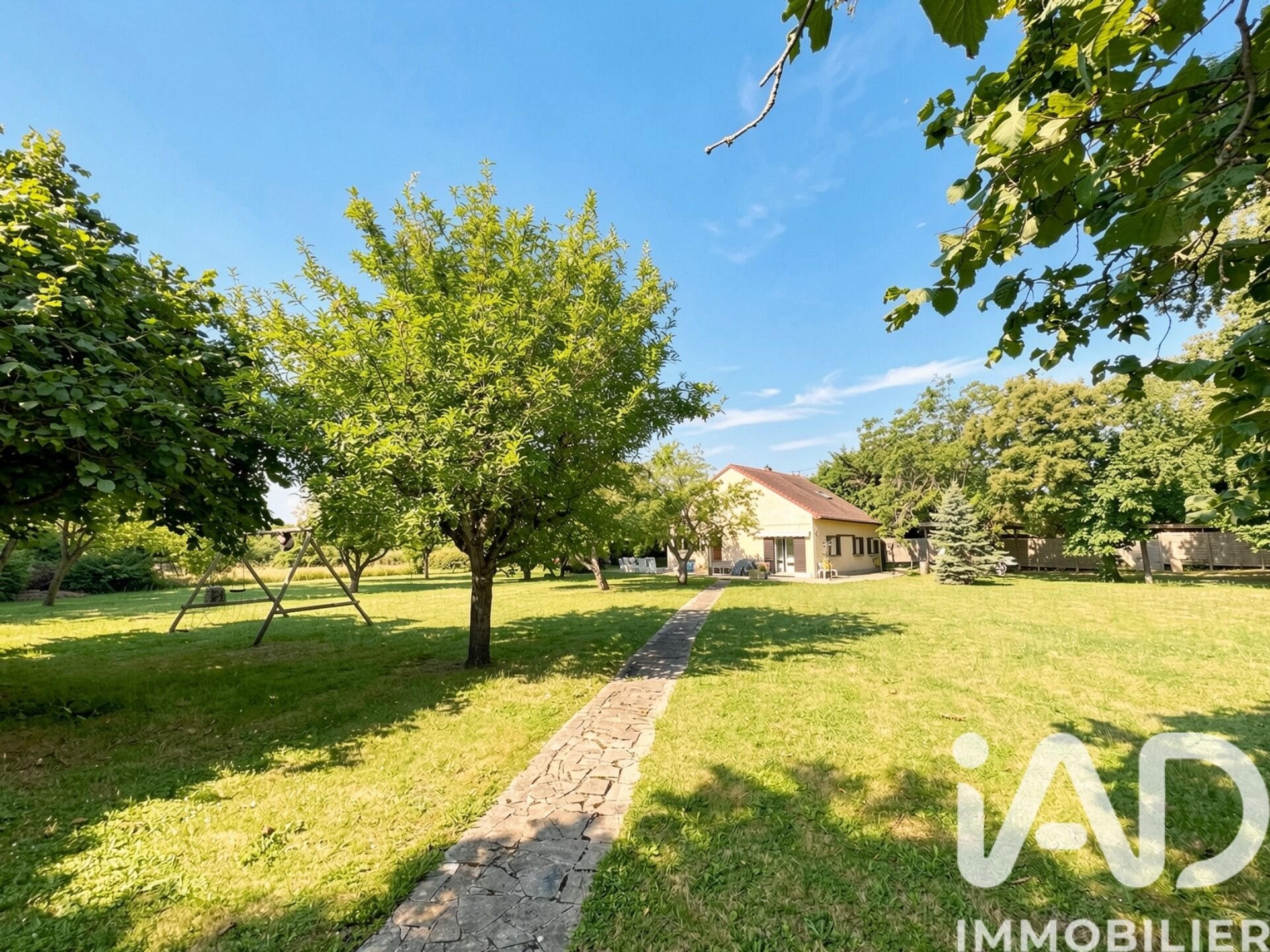 Maison à vendre, 140m², Le Mesnil-Saint-Denis