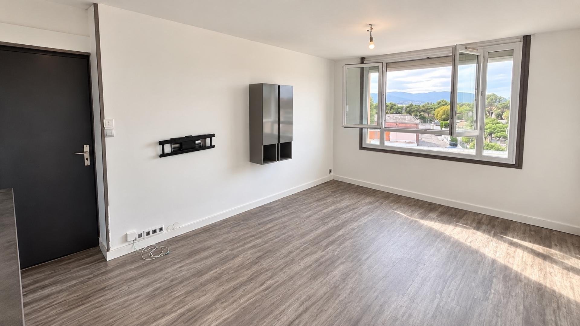 Appartement à vendre, 55m², Fréjus