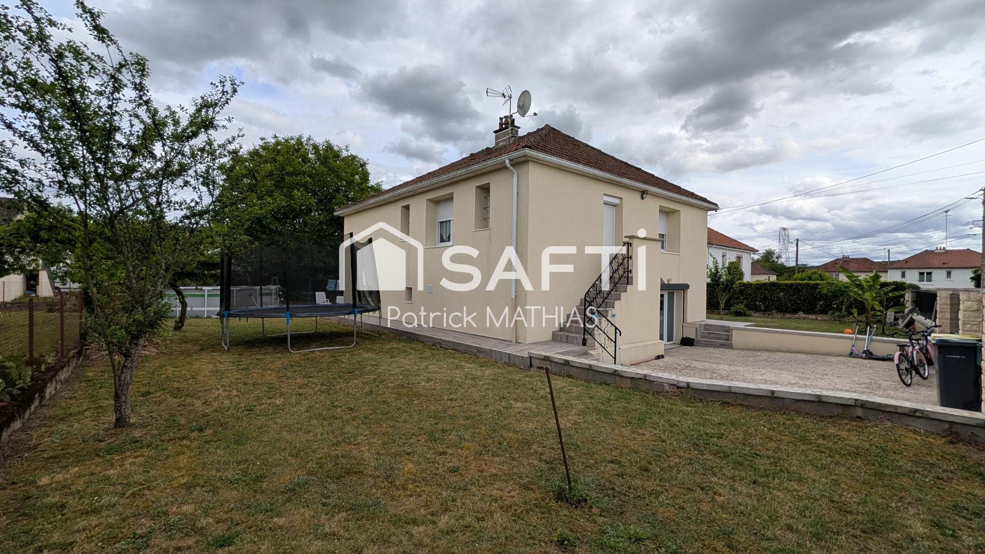 Maison à vendre, 145m², Villeneuve-sur-Yonne