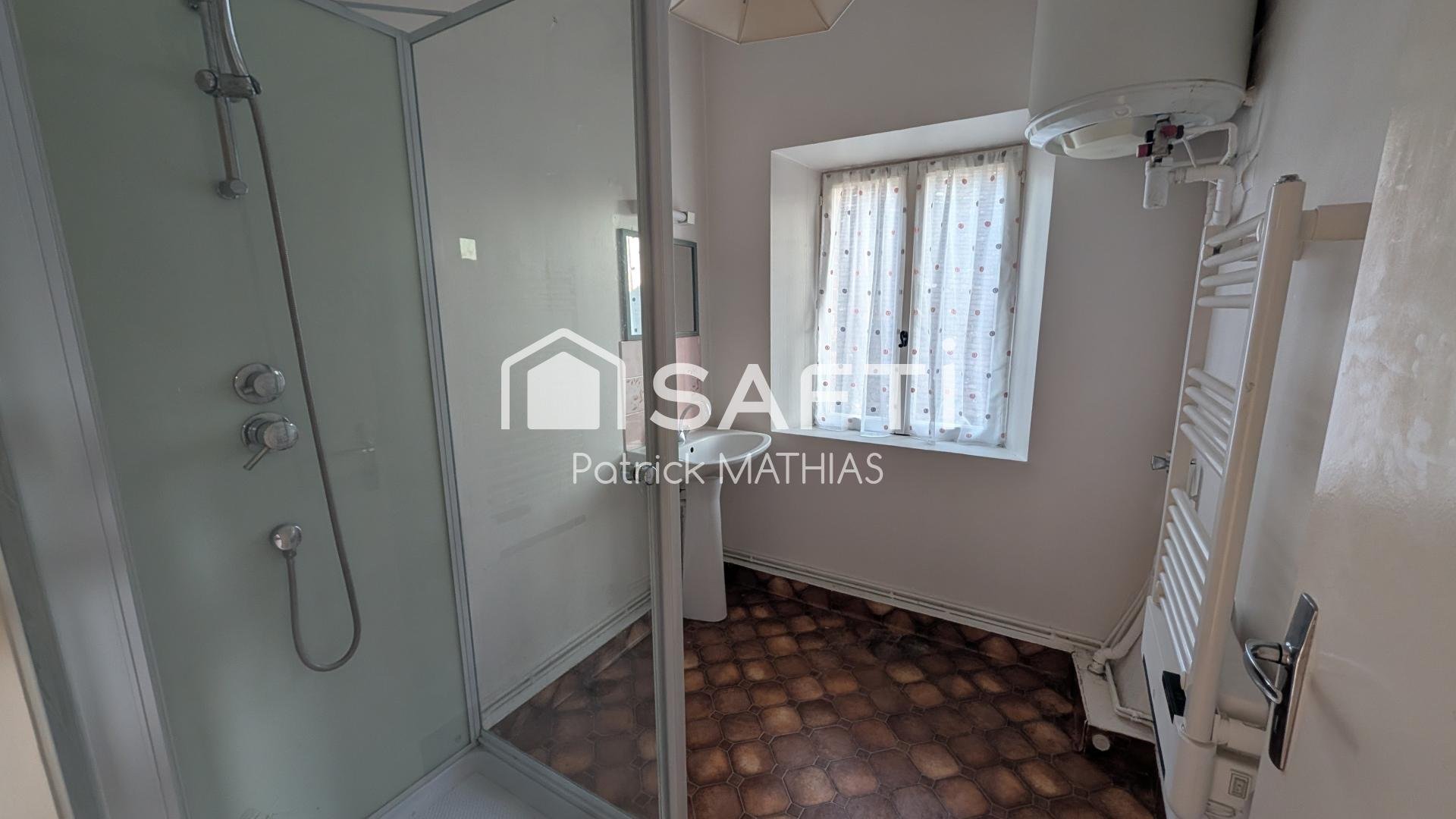 Appartement à louer, 28m², Villeneuve-sur-Yonne
