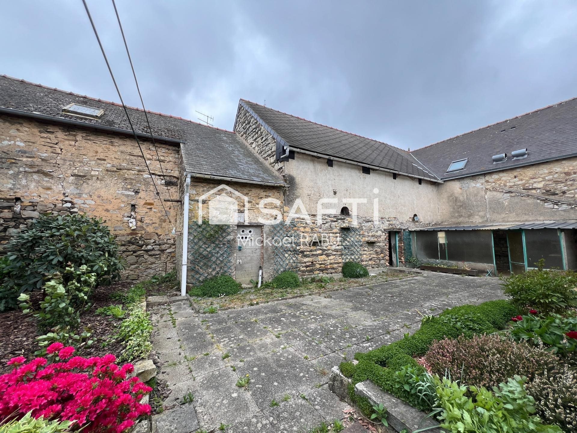 Maison à vendre, 196m², Lusanger
