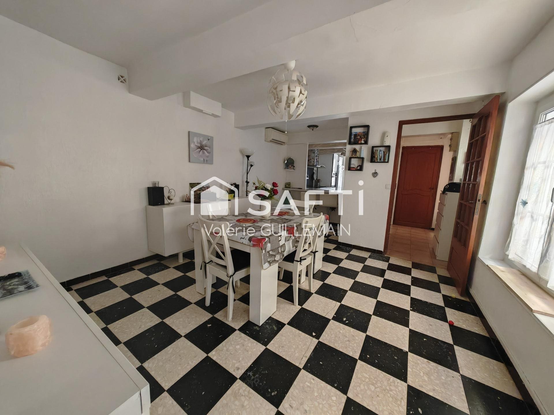 Maison à vendre, 118m², Saint-Mitre-les-Remparts