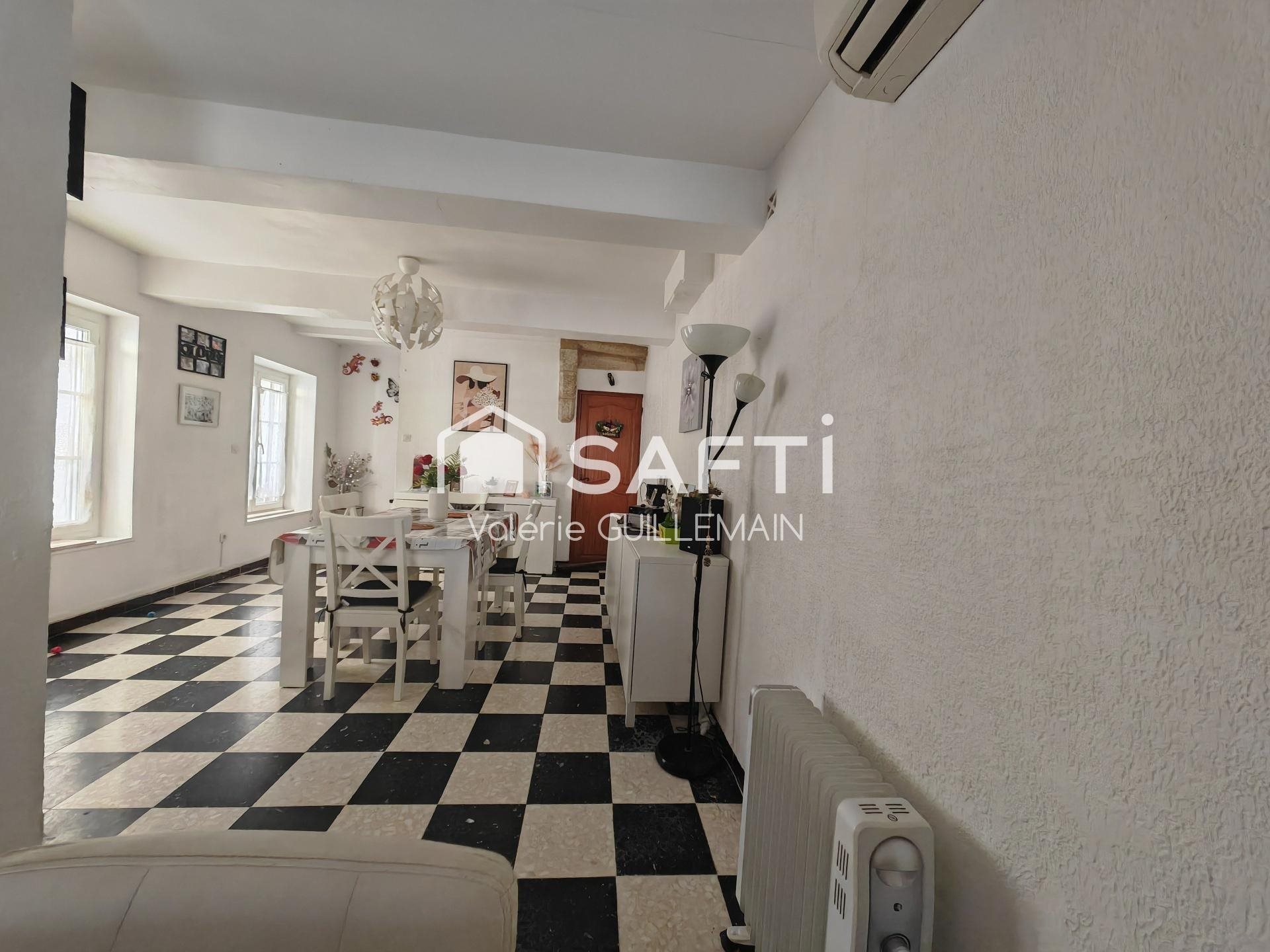 Maison à vendre, 118m², Saint-Mitre-les-Remparts