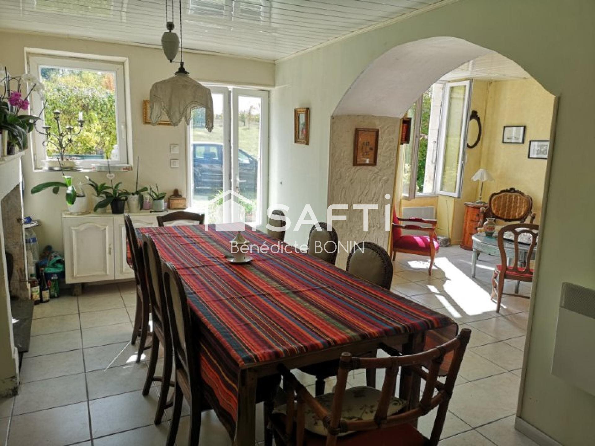 Maison à vendre, 109m², Saint-Thomas-de-Conac
