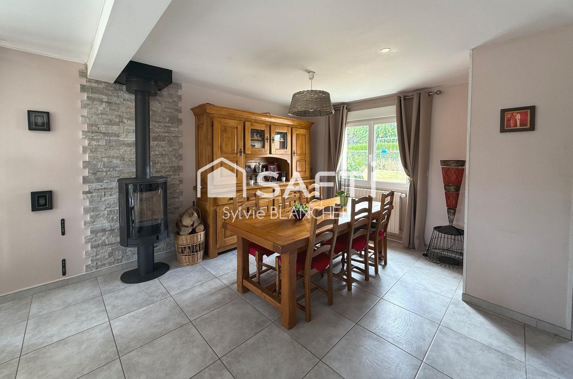 Maison à vendre, 155m², Cléville
