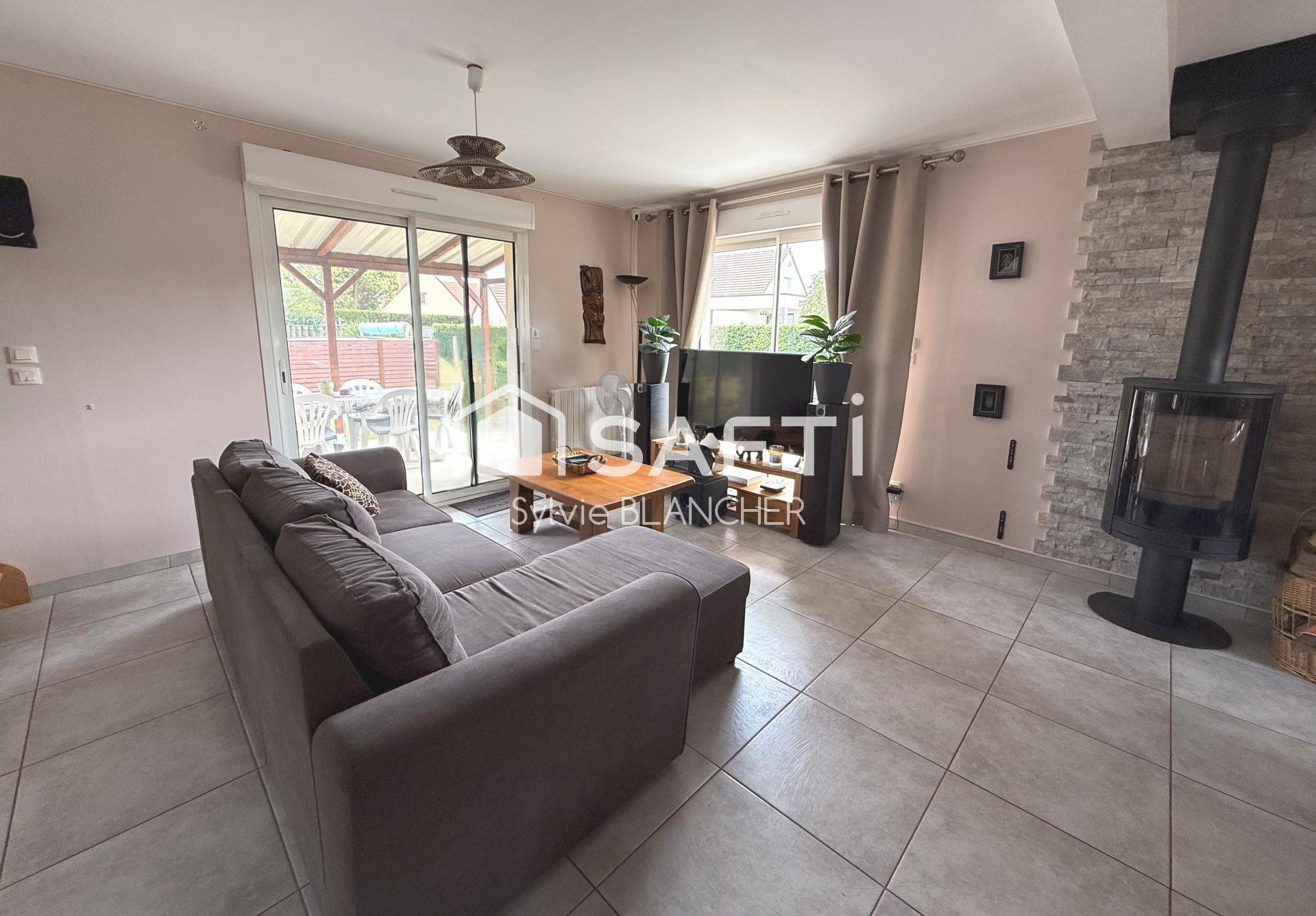 Maison à vendre, 155m², Cléville