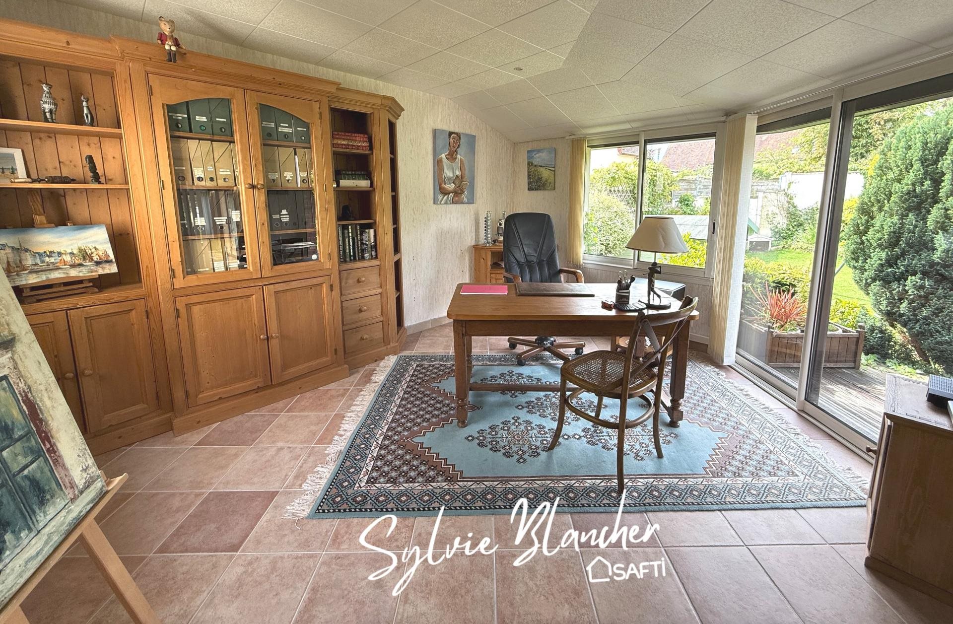 Maison à vendre, 175m², Fontaine-Etoupefour