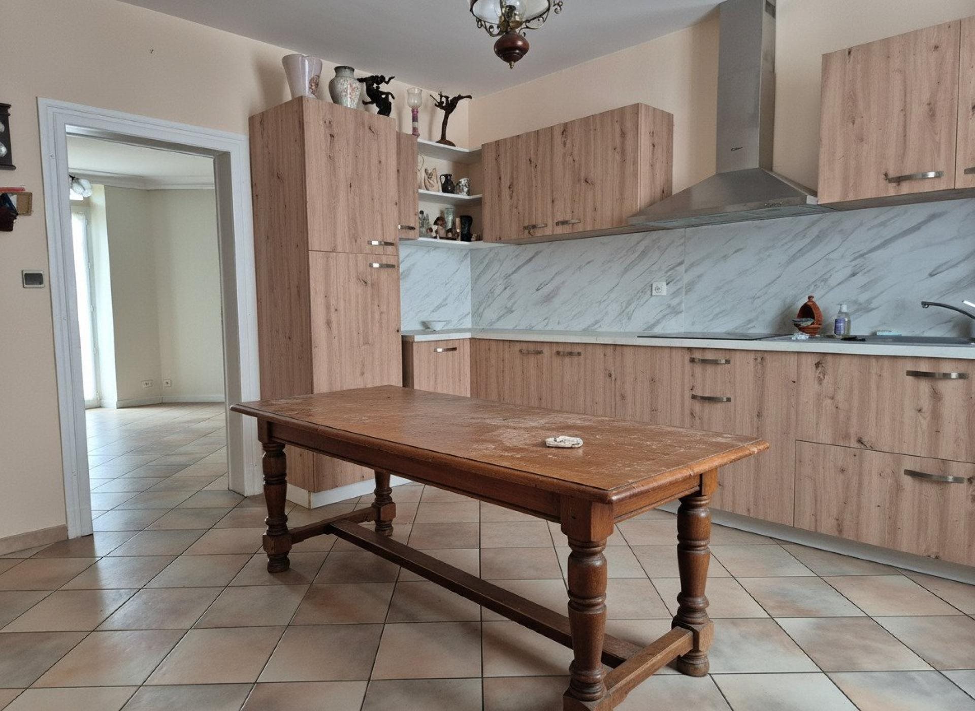 Maison à vendre, 177m², Saint-Juéry