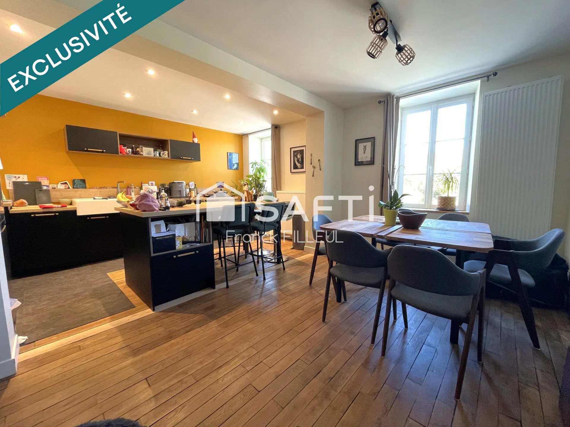 Maison à vendre, 115m², Eyjeaux