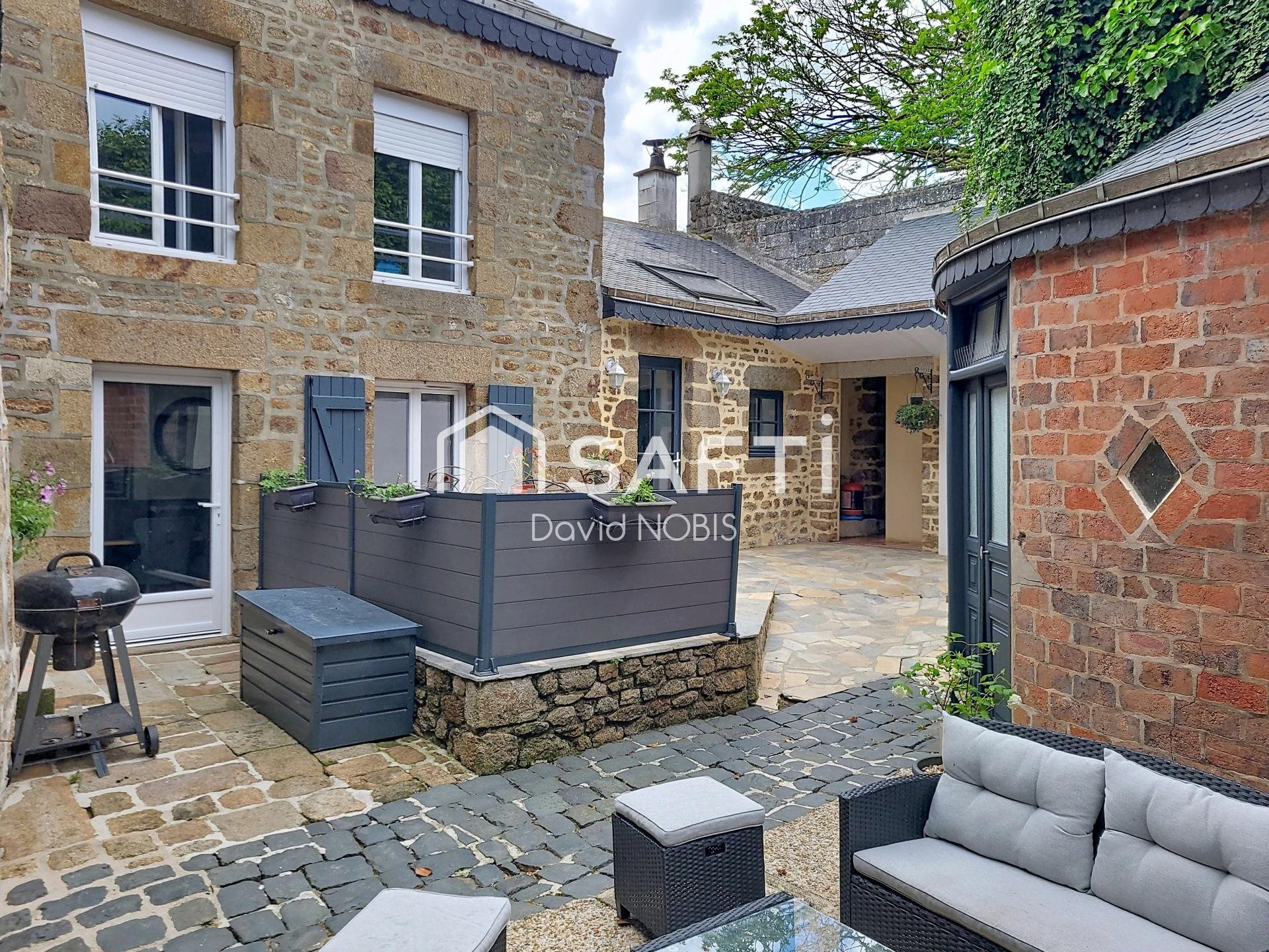 Maison à vendre, 170m², Gorron