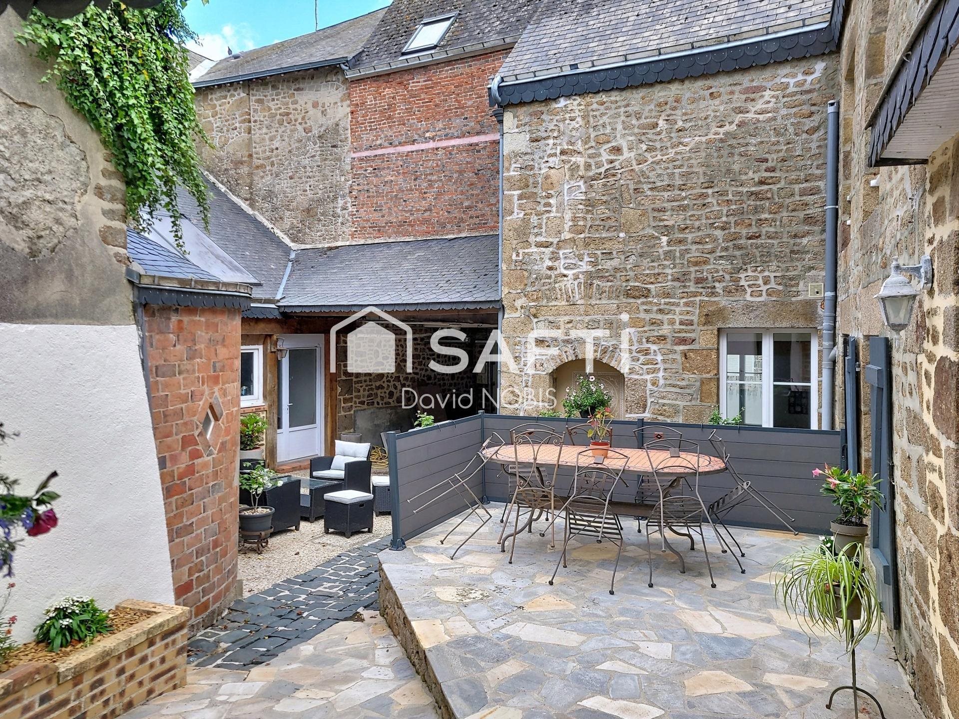 Maison à vendre, 170m², Gorron