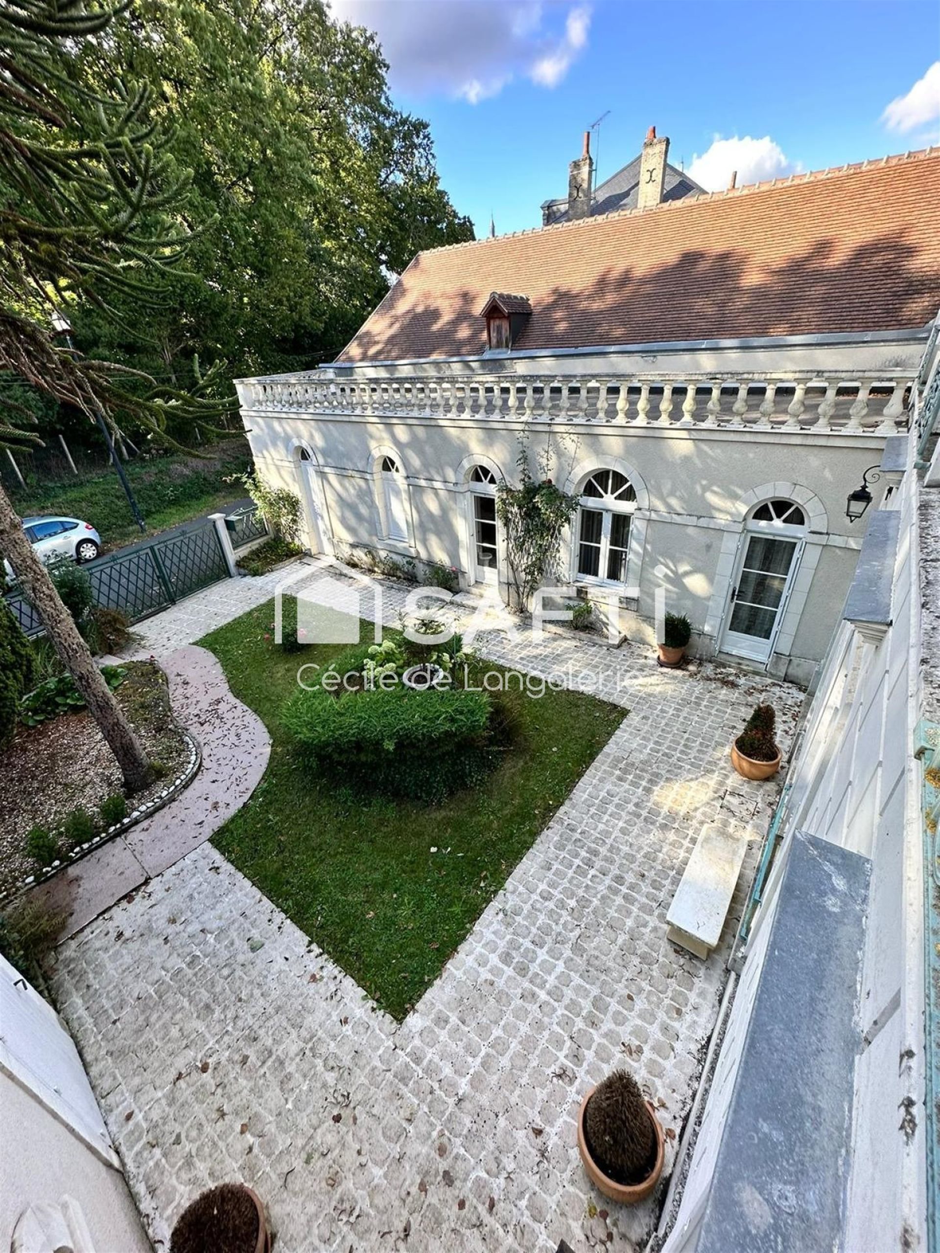 Maison à vendre, 234m², Azay-le-Ferron
