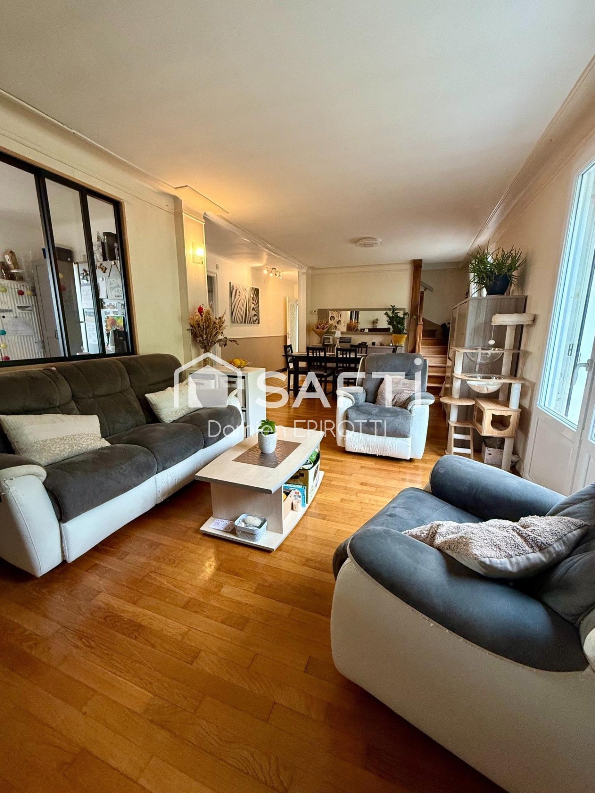 Maison à vendre, 110m², Mouzon