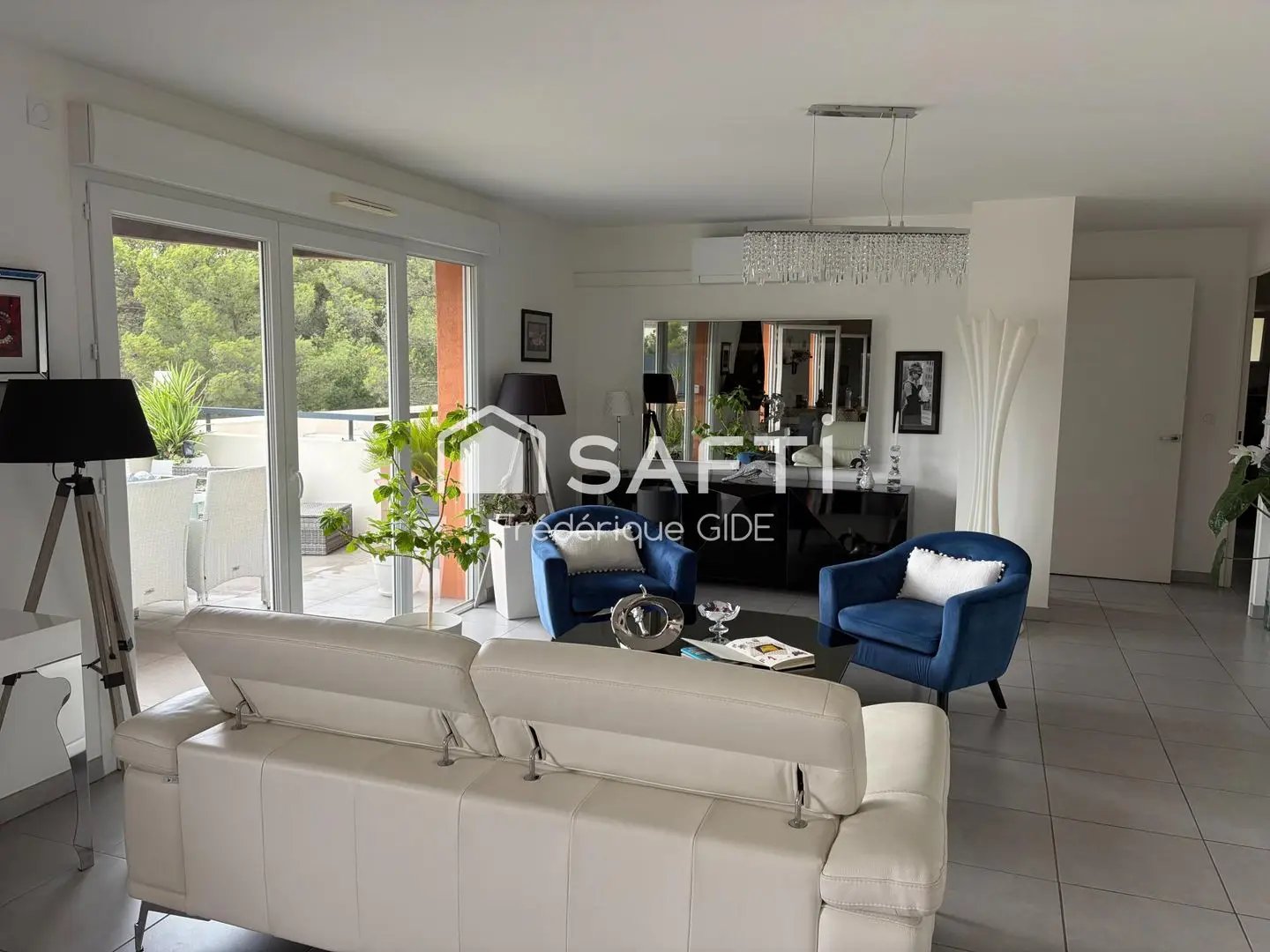 Appartement à vendre, 100m², Châteauneuf-le-Rouge