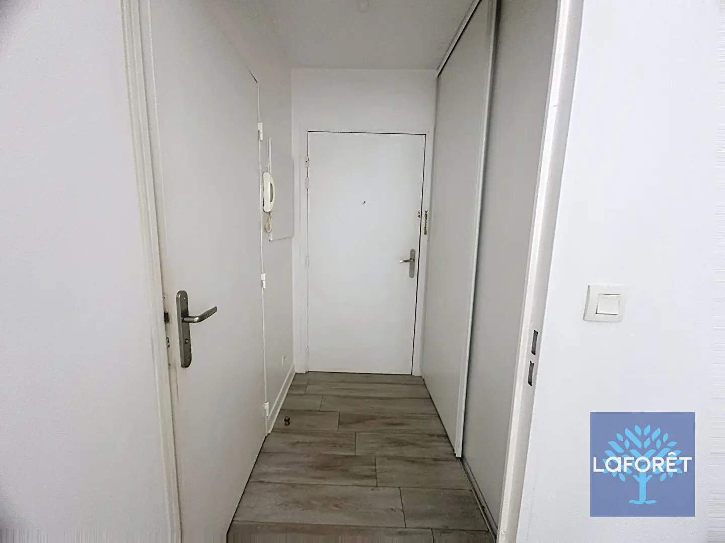Appartement à louer, 28m², Montigny-le-Bretonneux