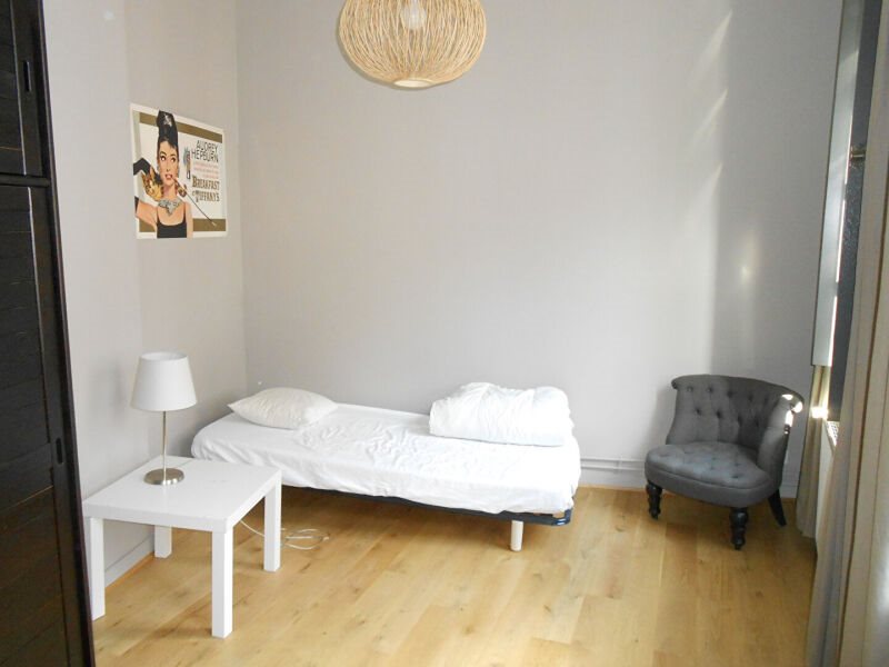 Appartement à louer, 81m², Lille
