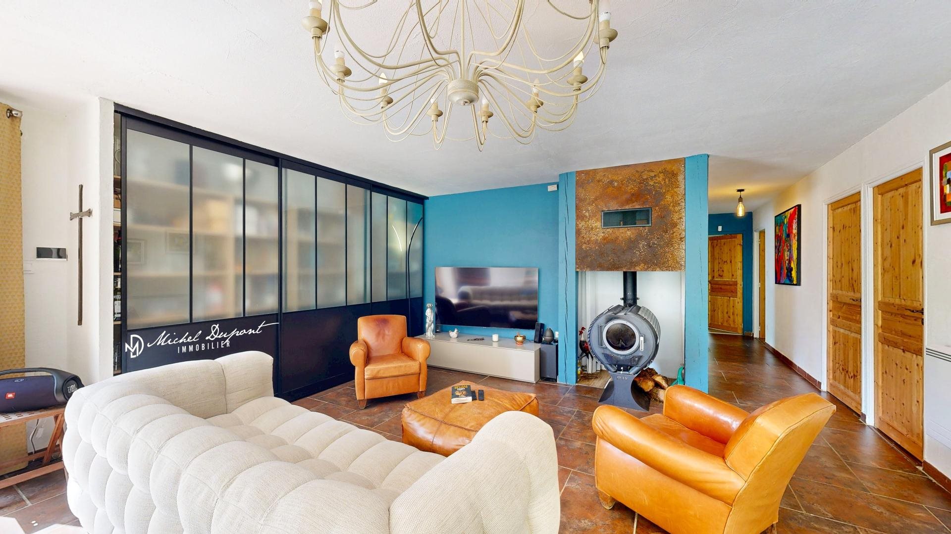 Maison à vendre, 140m², Sainte-Foy-de-Longas