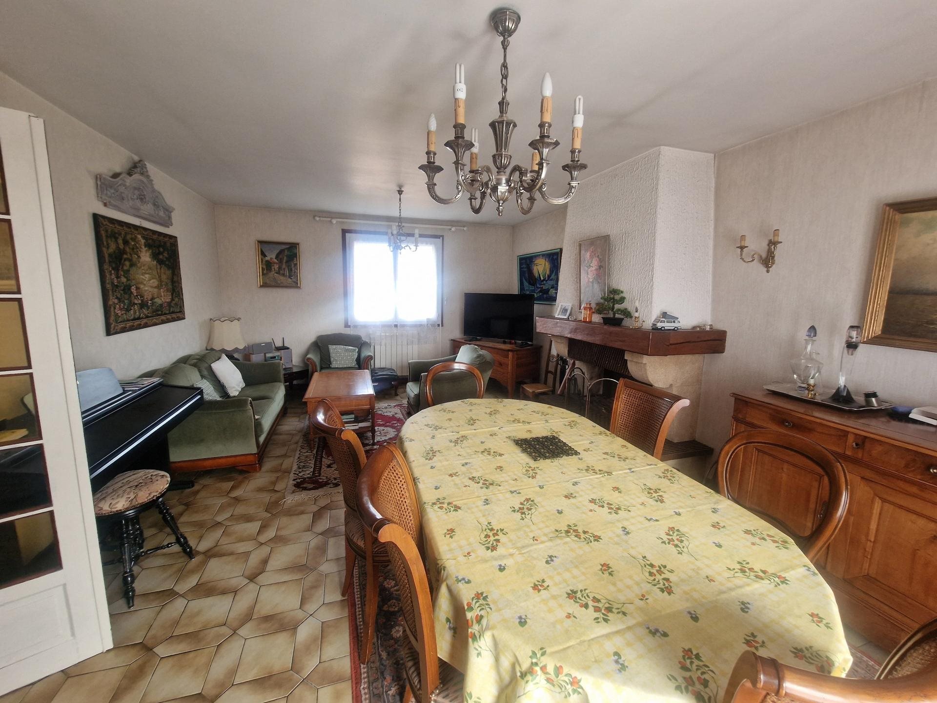 Maison à vendre, 134m², Mozac