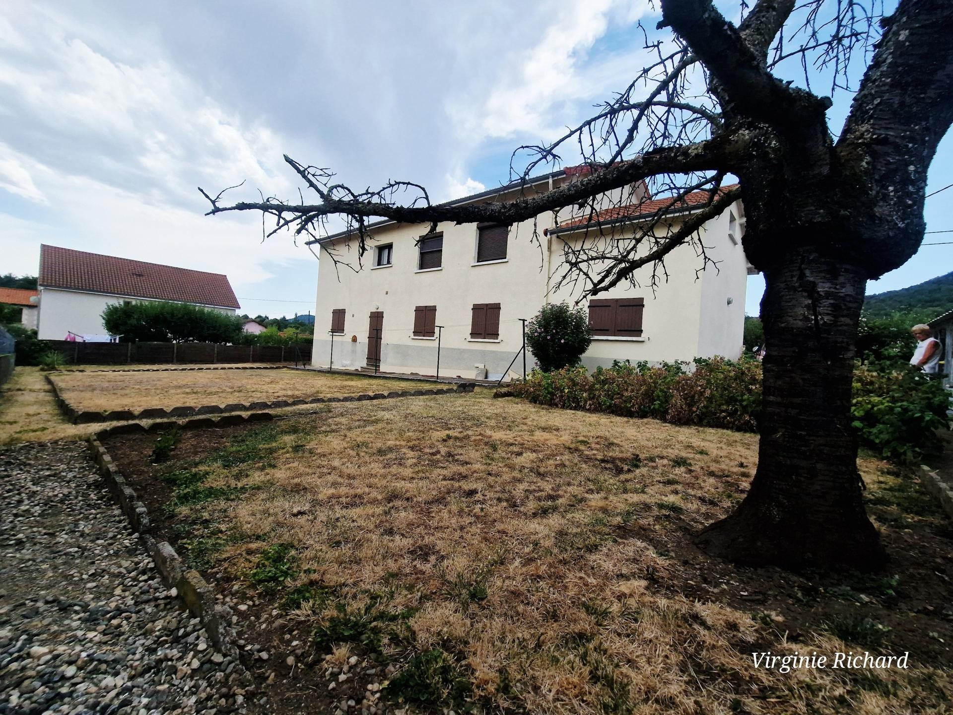 Maison à vendre, 138m², Volvic