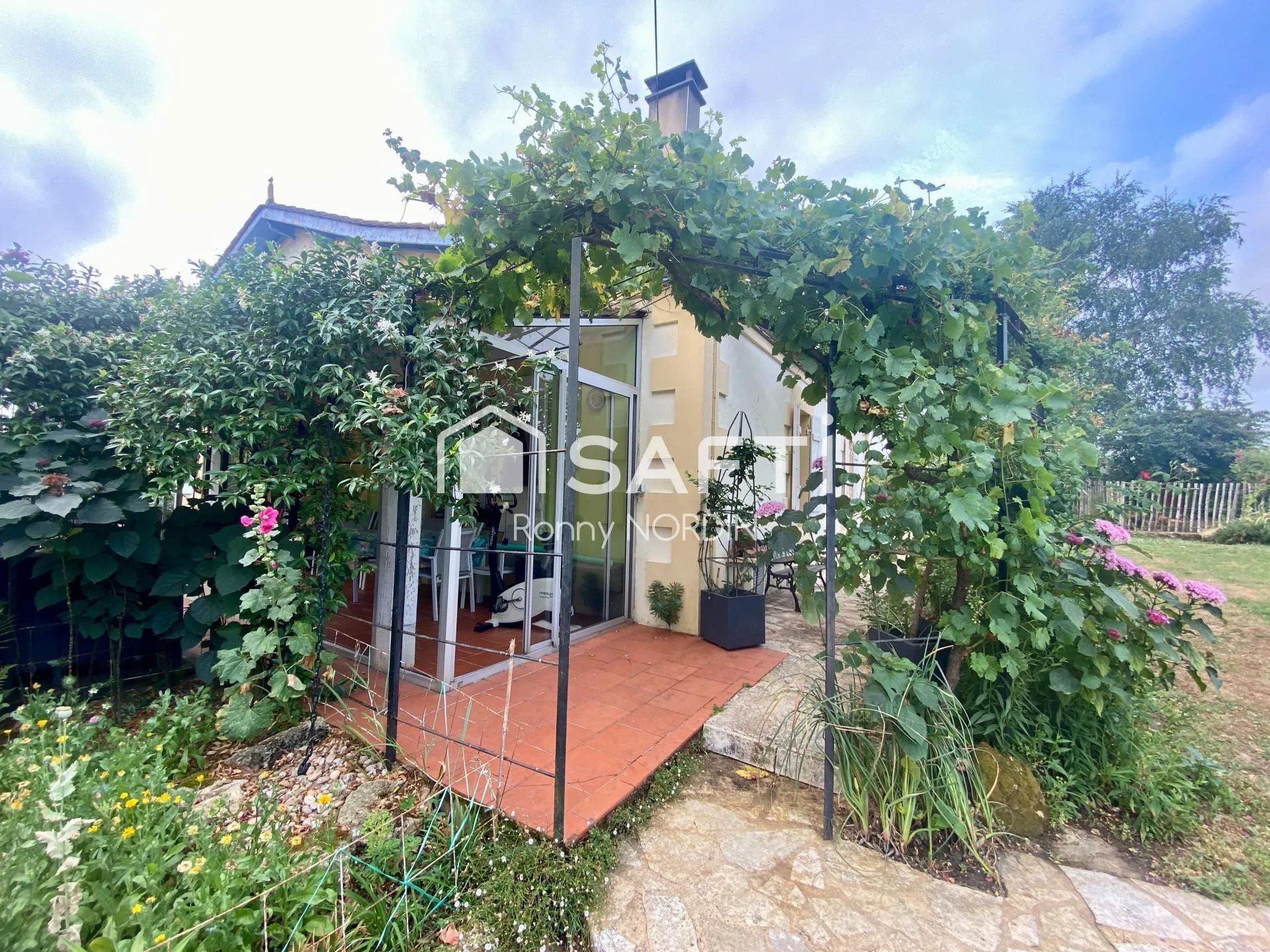 Maison à vendre, 170m², Saint-Pey-de-Castets