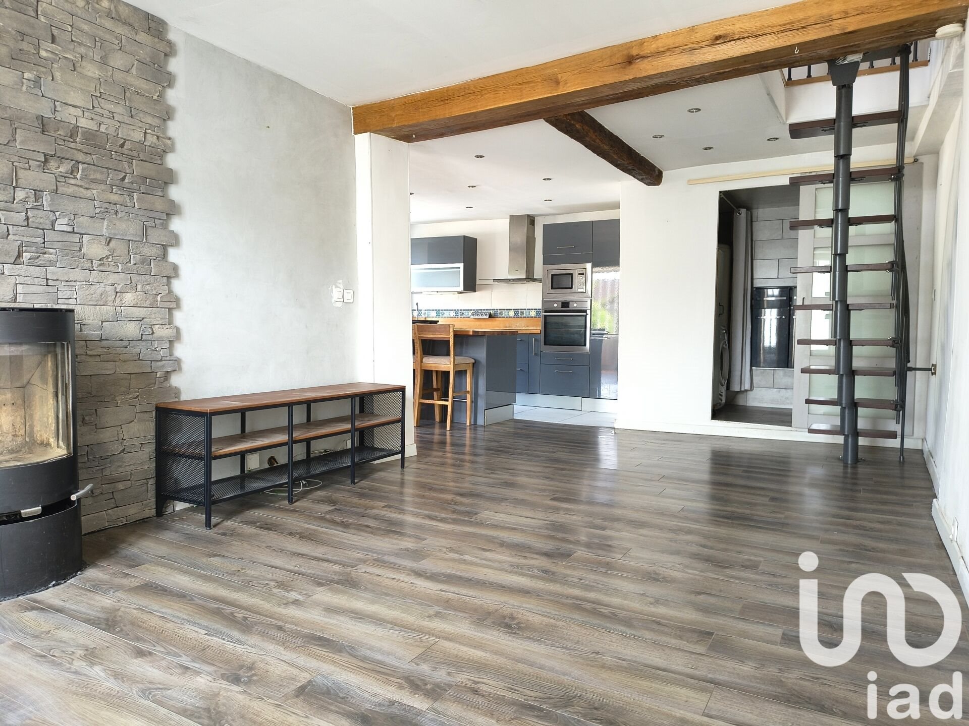 Maison à vendre, 74m², La Celle-les-Bordes