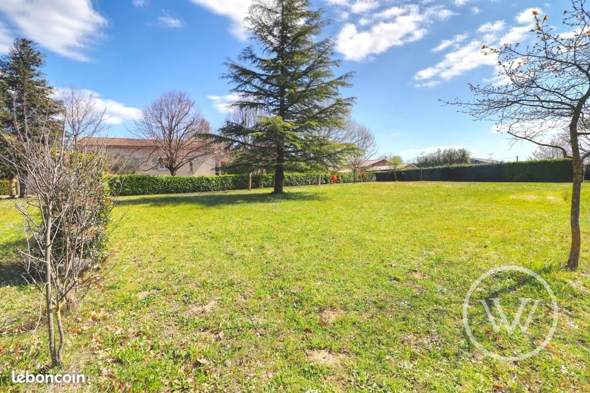 Maison à vendre, 1527m², Montmeyran
