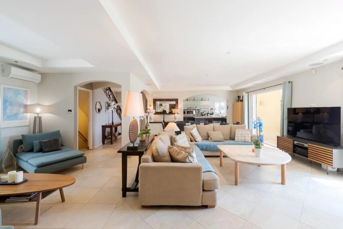 Maison à vendre, 335m², Cagnes-sur-Mer