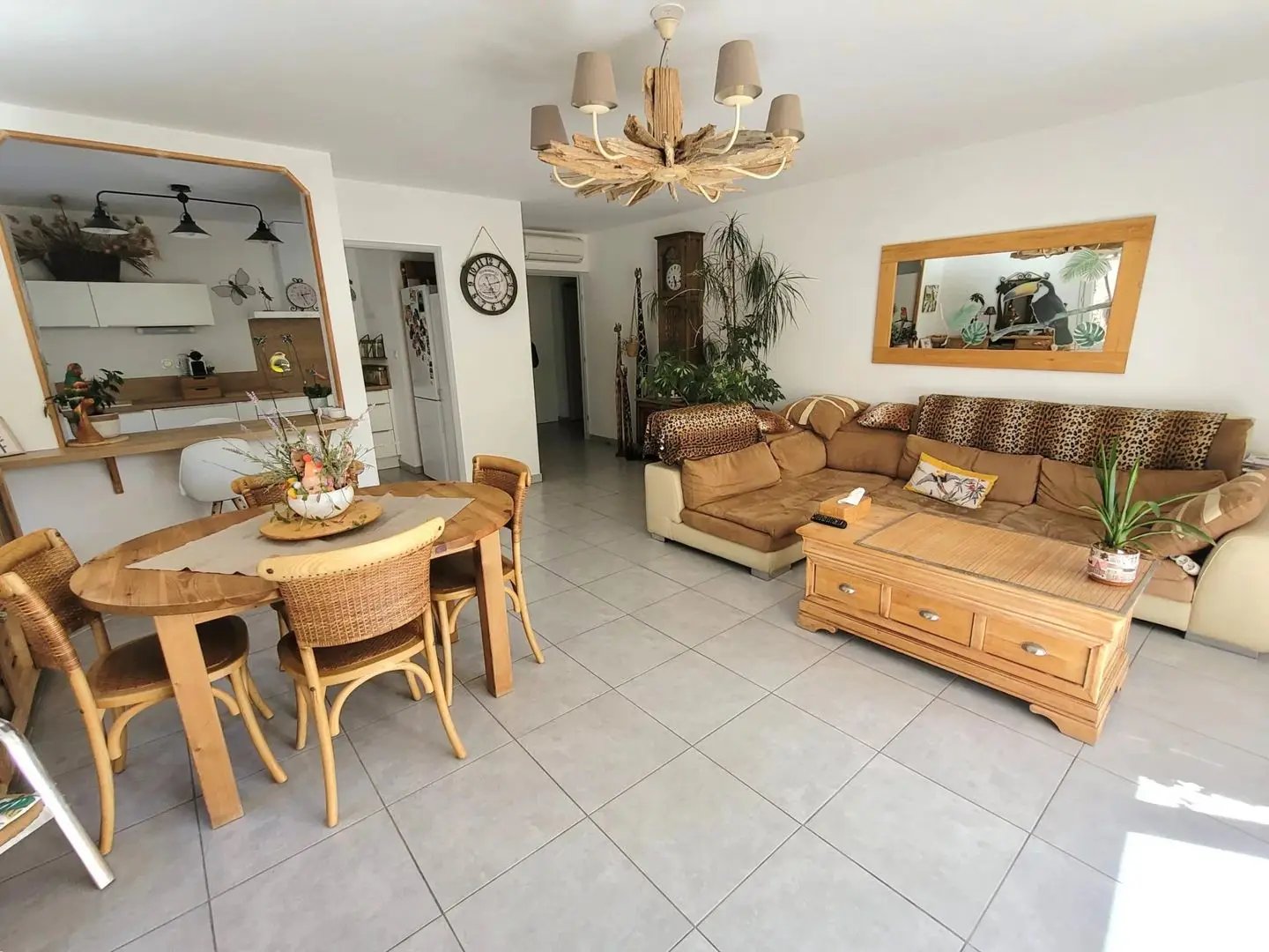 Appartement à vendre, 77m², Alès