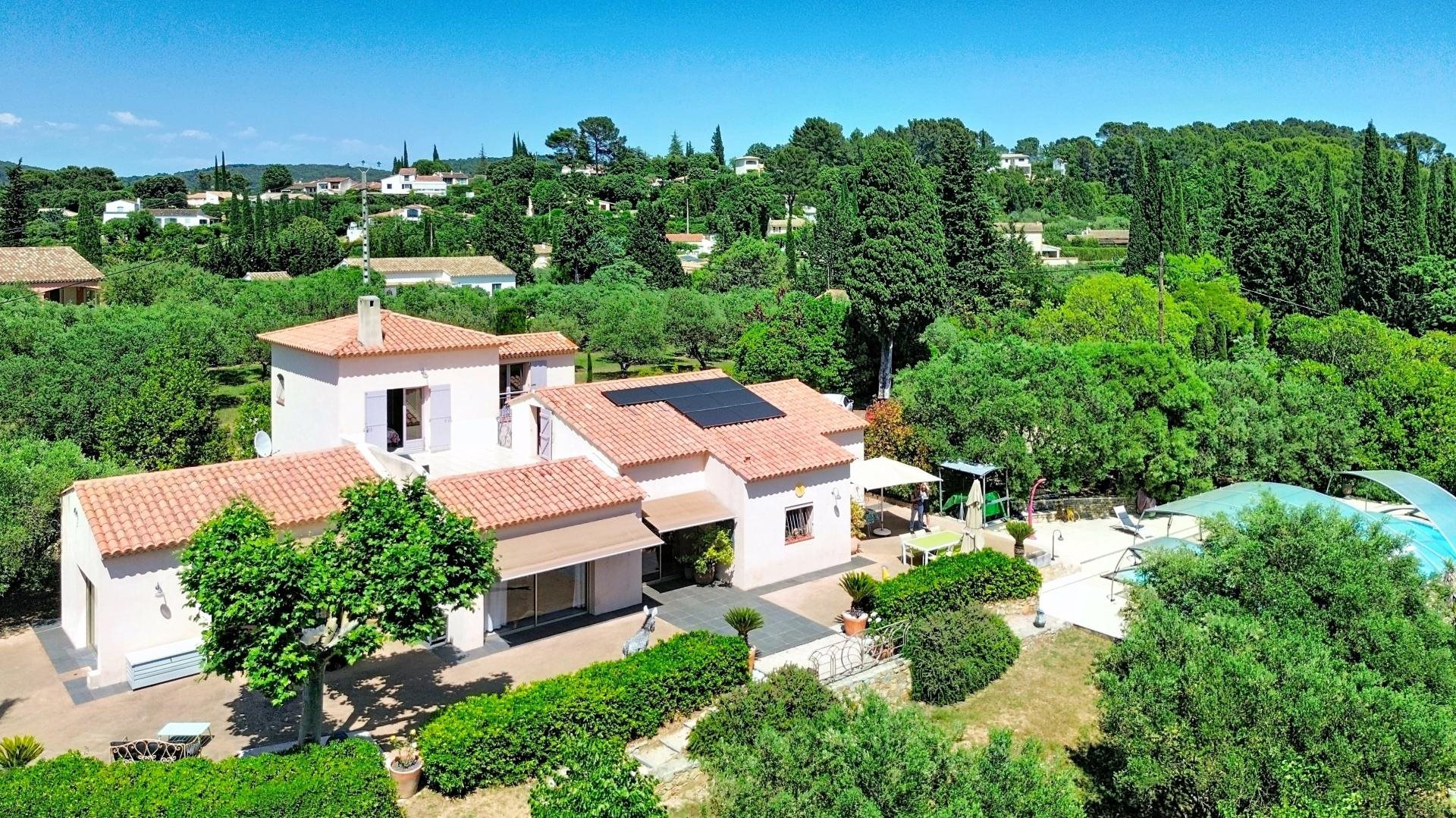 Maison à vendre, 225m², Lorgues
