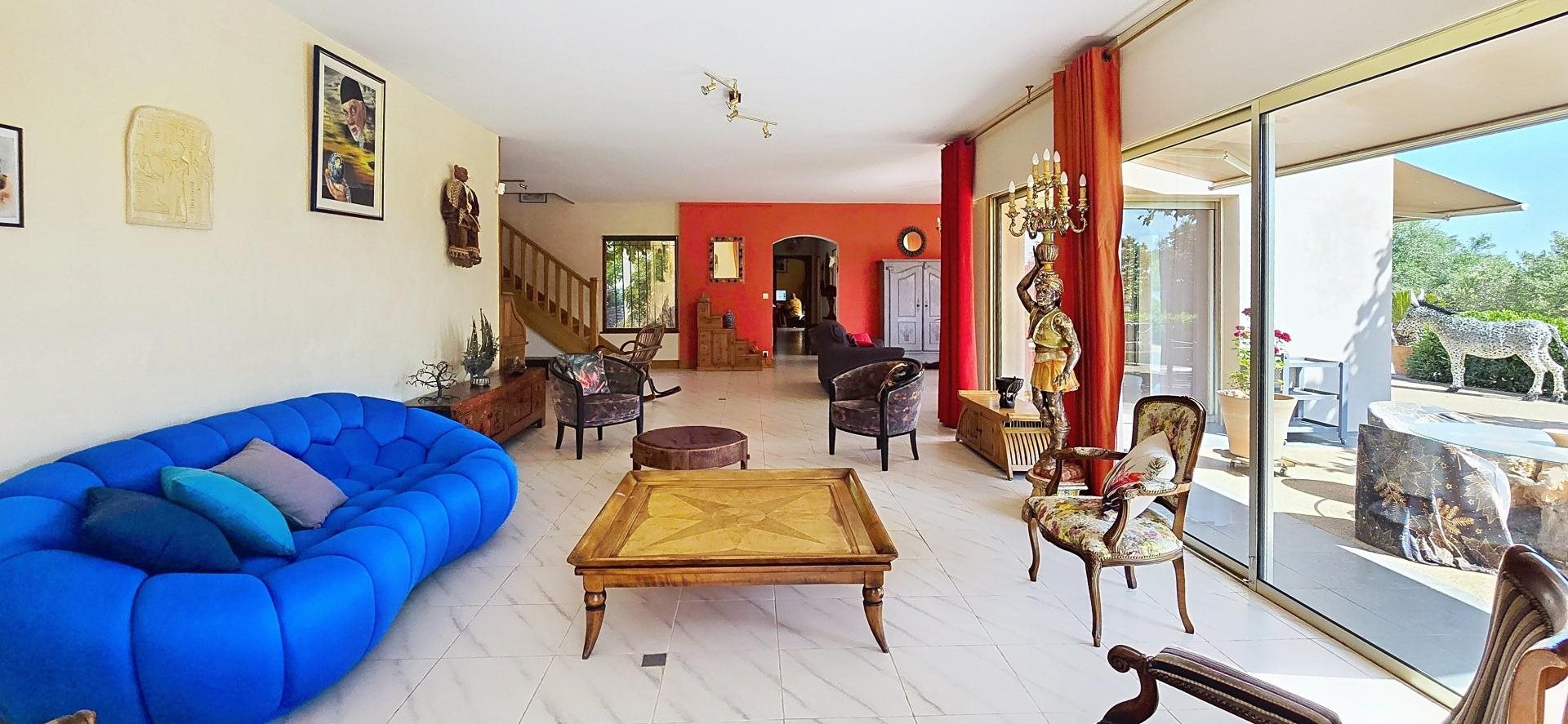 Maison à vendre, 225m², Lorgues