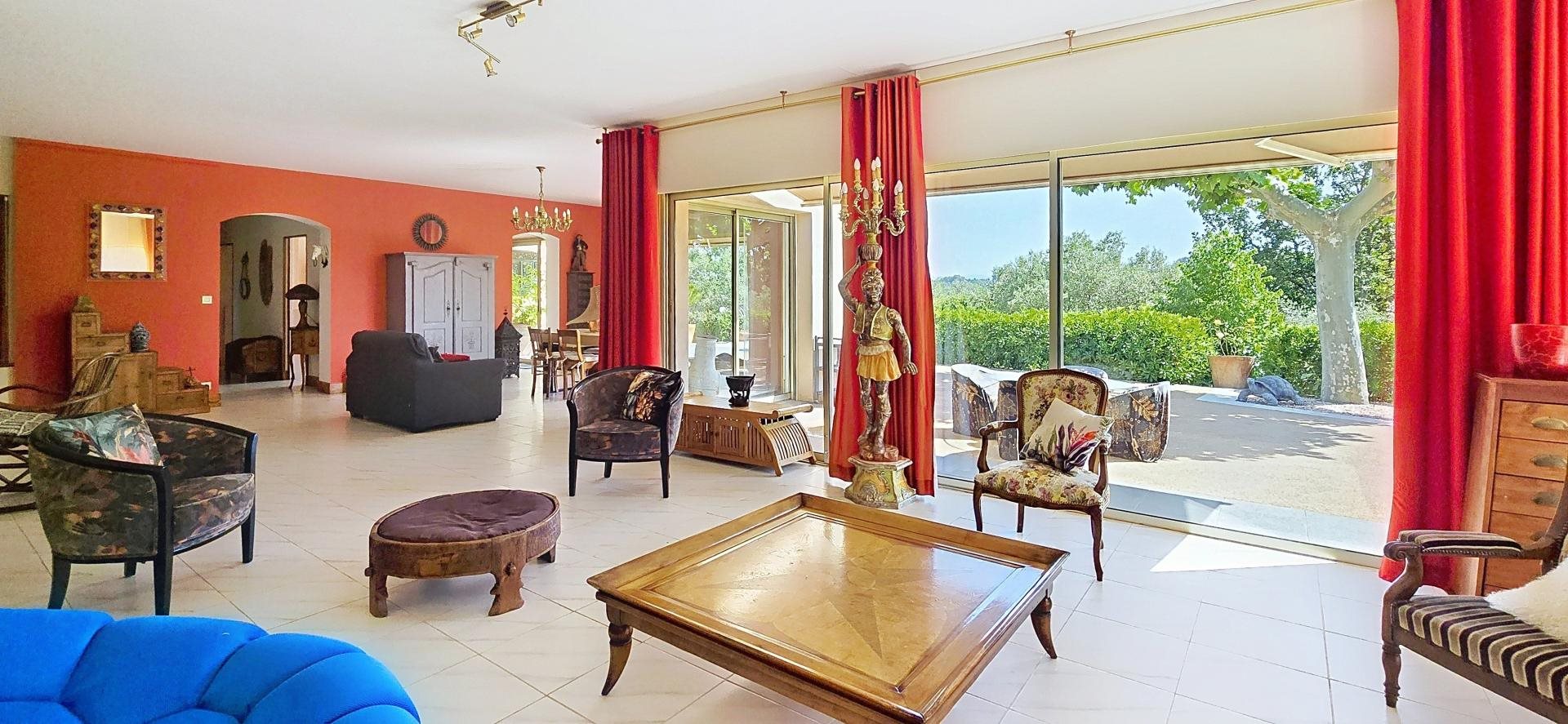 Maison à vendre, 225m², Lorgues