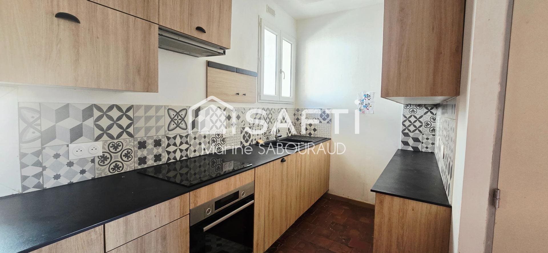 Maison à vendre, 81m², Carcès