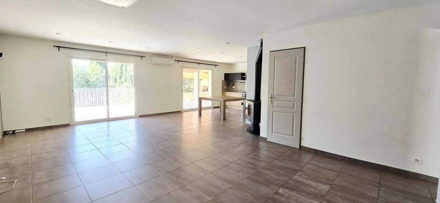Maison à vendre, 136m², Flassans-sur-Issole