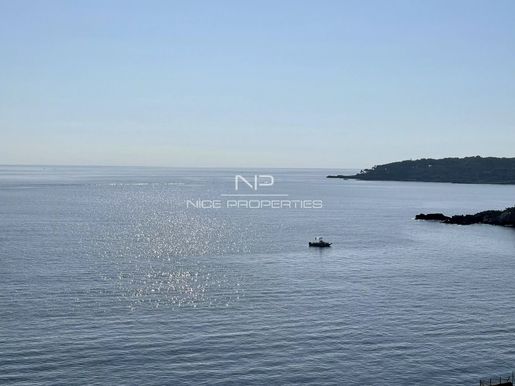 Maison 9 pièces 215 m² · à Antibes · 215 m² · 8 900 000 €