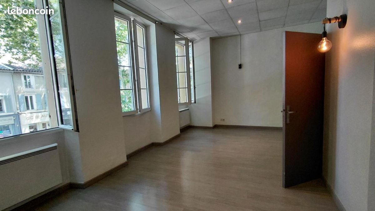 Appartement à louer, 40m², Salon-de-Provence