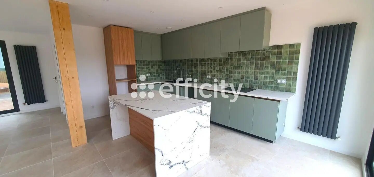 Maison à vendre, 115m², Saint-Laurent-de-Brèvedent