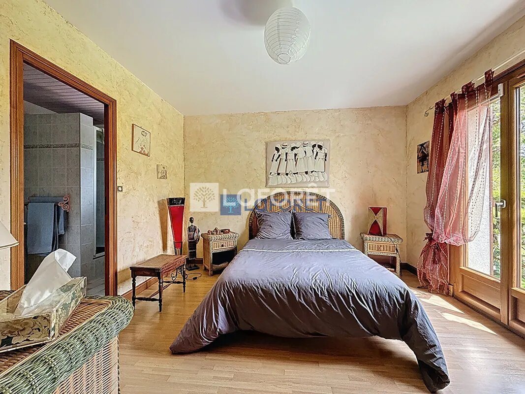 Maison à vendre, 195m², Condé-Sainte-Libiaire