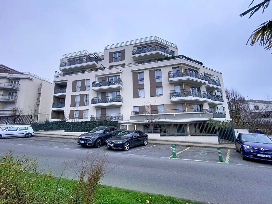 Appartement à louer, 64m², Lognes