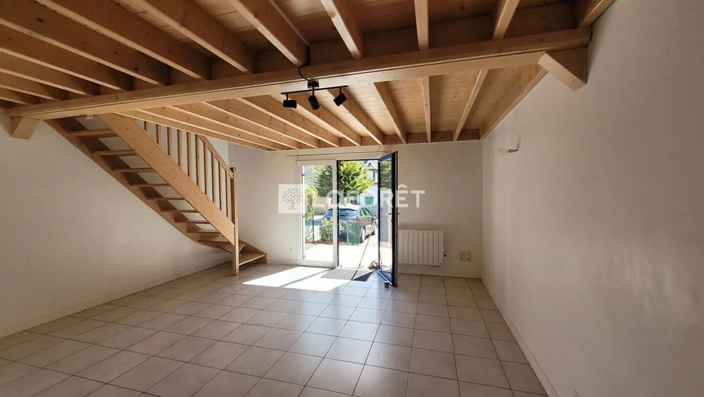 Maison à louer, 61m², Ambon
