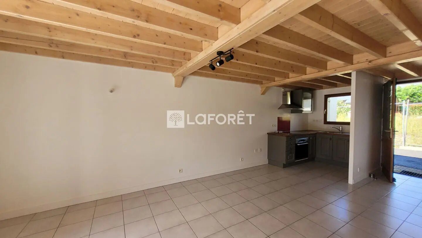 Maison à louer, 61m², Ambon