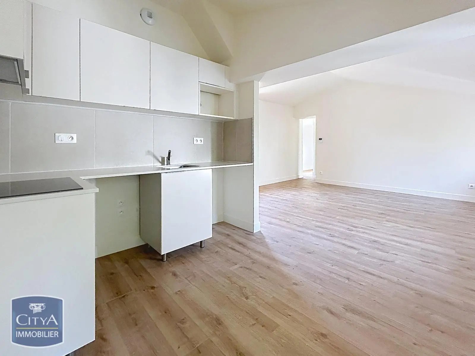 Maison à louer, 80m², Nîmes