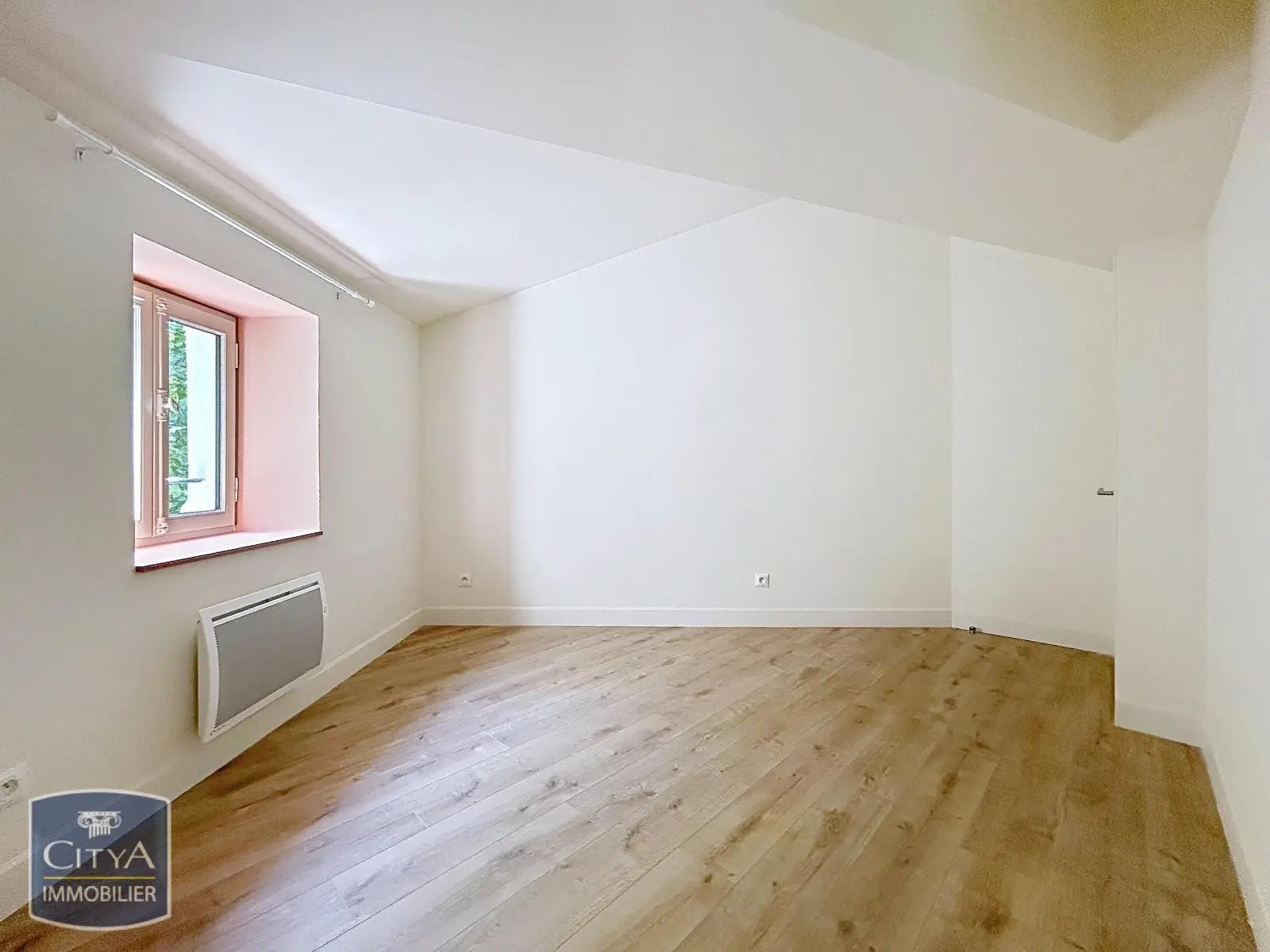 Maison à louer, 80m², Nîmes