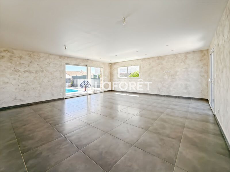 Maison à vendre, 126m², Garons