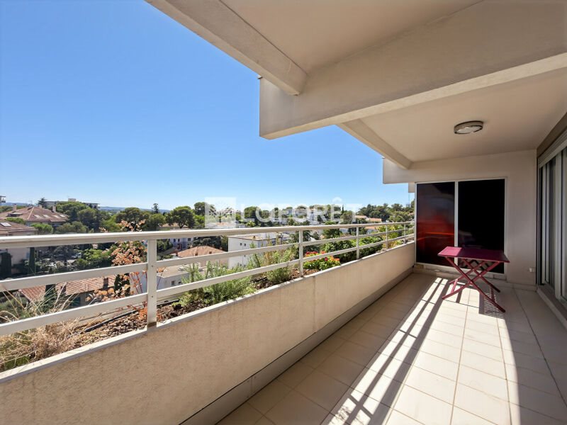 Appartement à louer, 76m², Nîmes