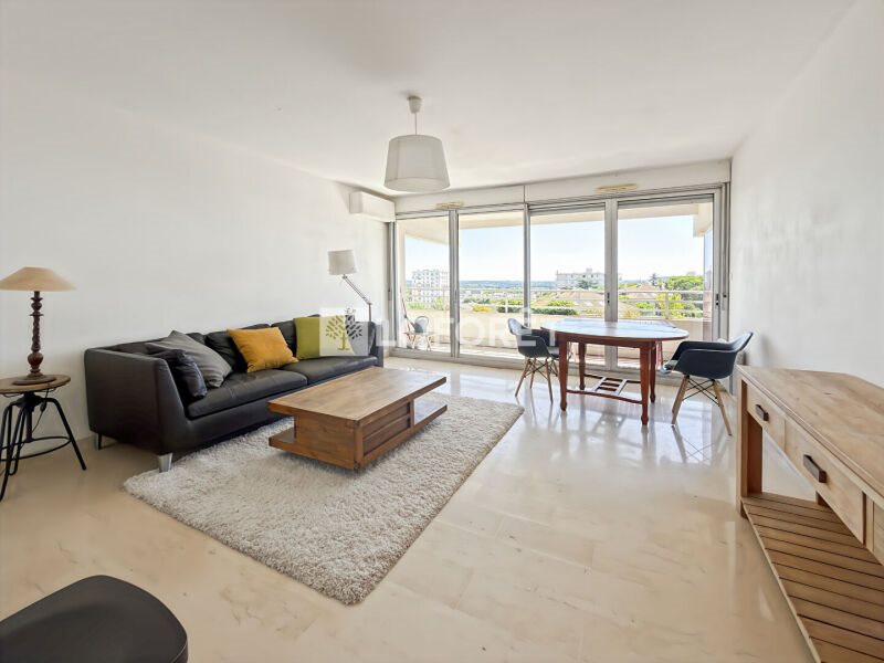 Appartement à louer, 76m², Nîmes