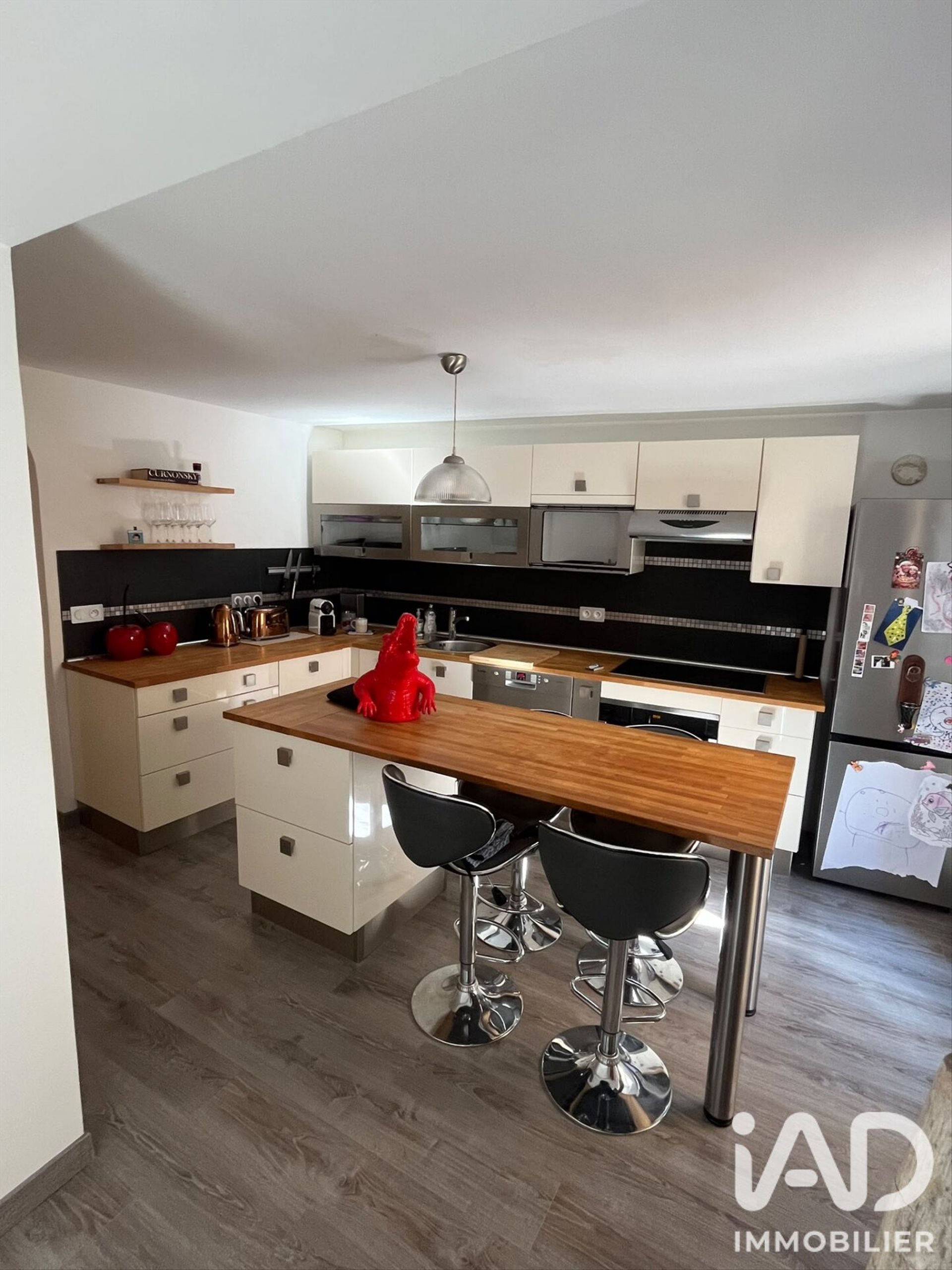Appartement à louer, 74m², Peille