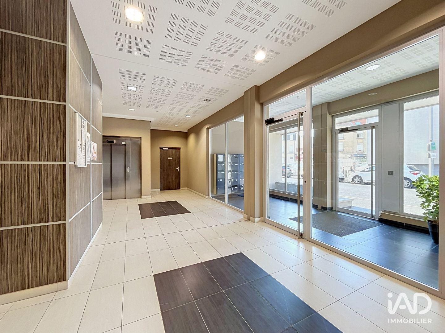 Appartement à louer, 335m², Reims