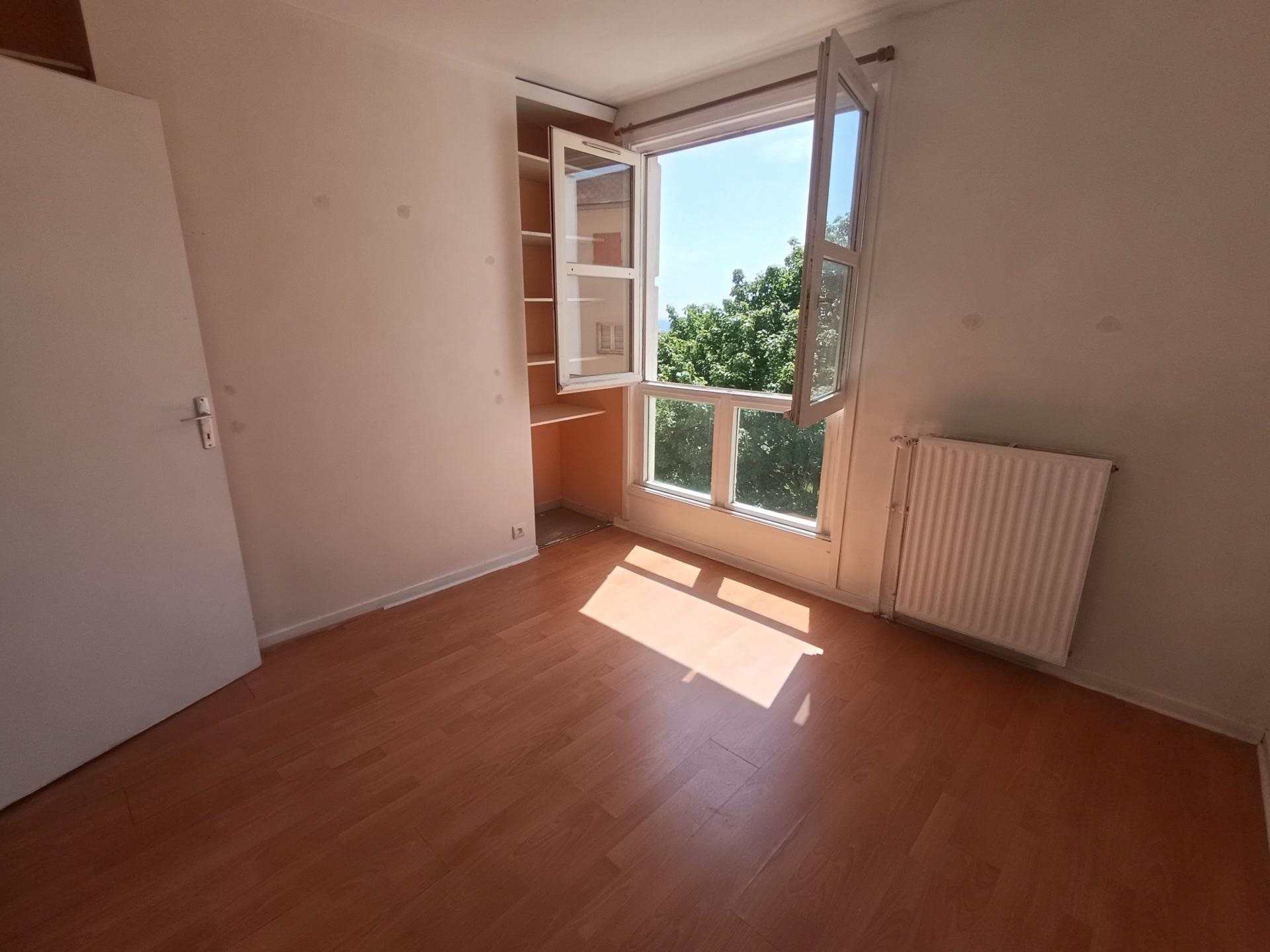Appartement à vendre, 74m², Cergy