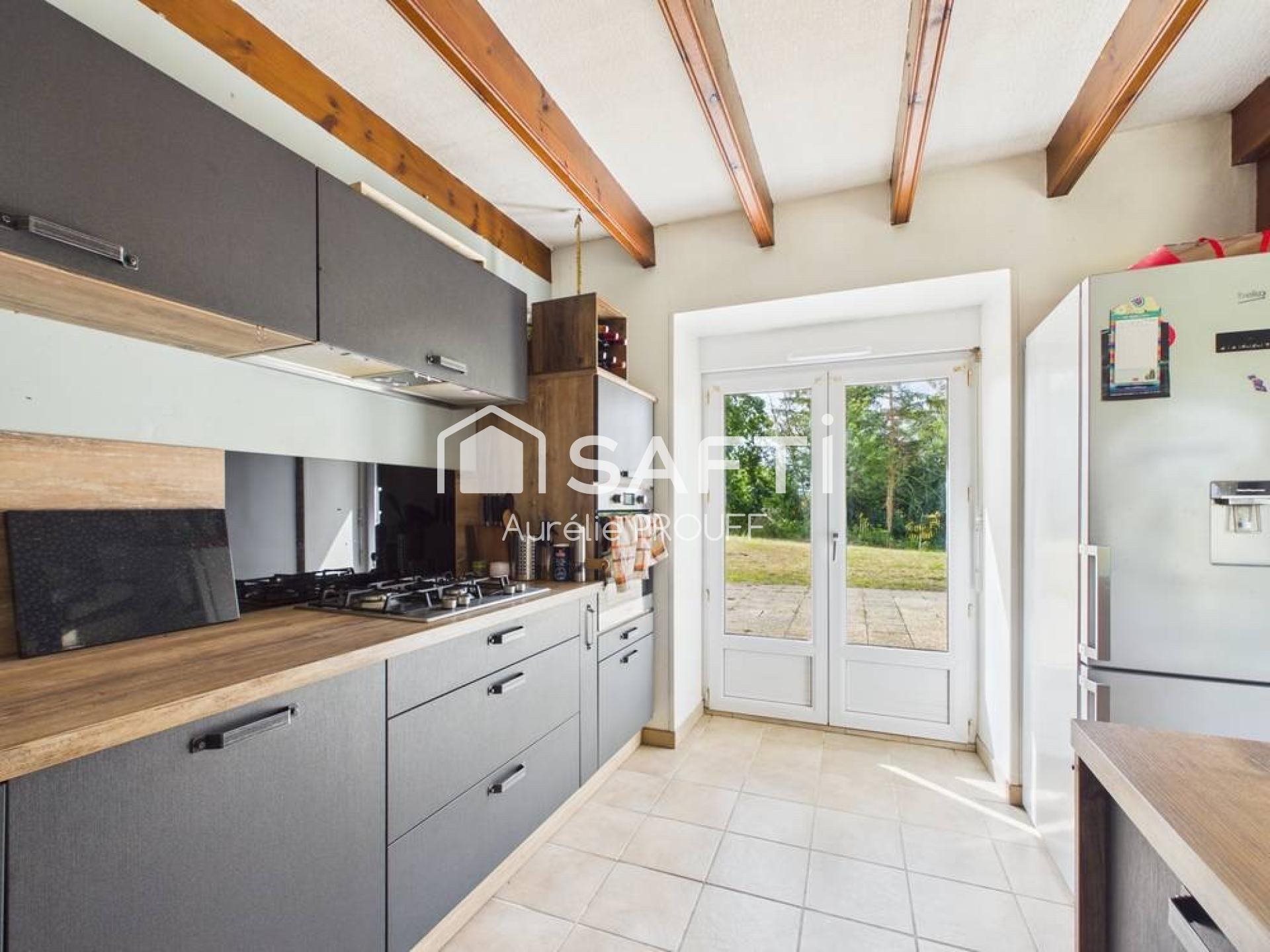 Maison à vendre, 94m², Le Cloître-Saint-Thégonnec